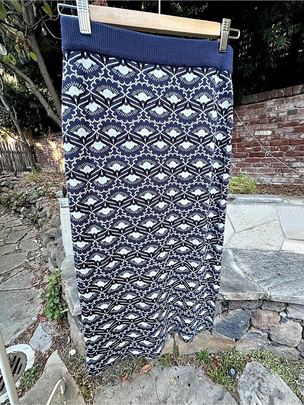 Weekend Max Mara Geometric Midi Skirt in Blue & White Size S/M